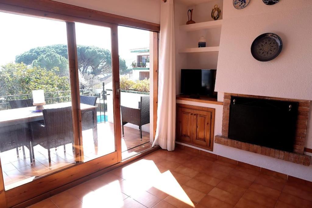 Apartamento Con Piscina L' Ancora Калелья-де-Палафружель Экстерьер фото